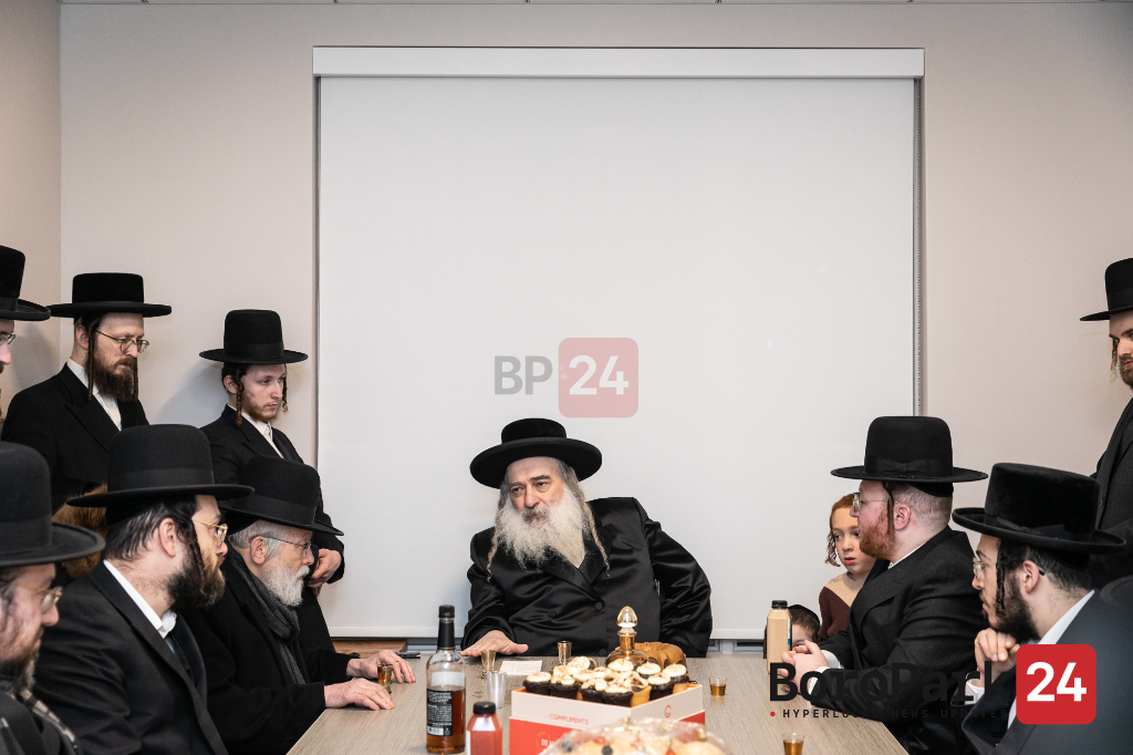 Photo Gallery Kevias Mezuzah in the new offices of Swift Staffing in