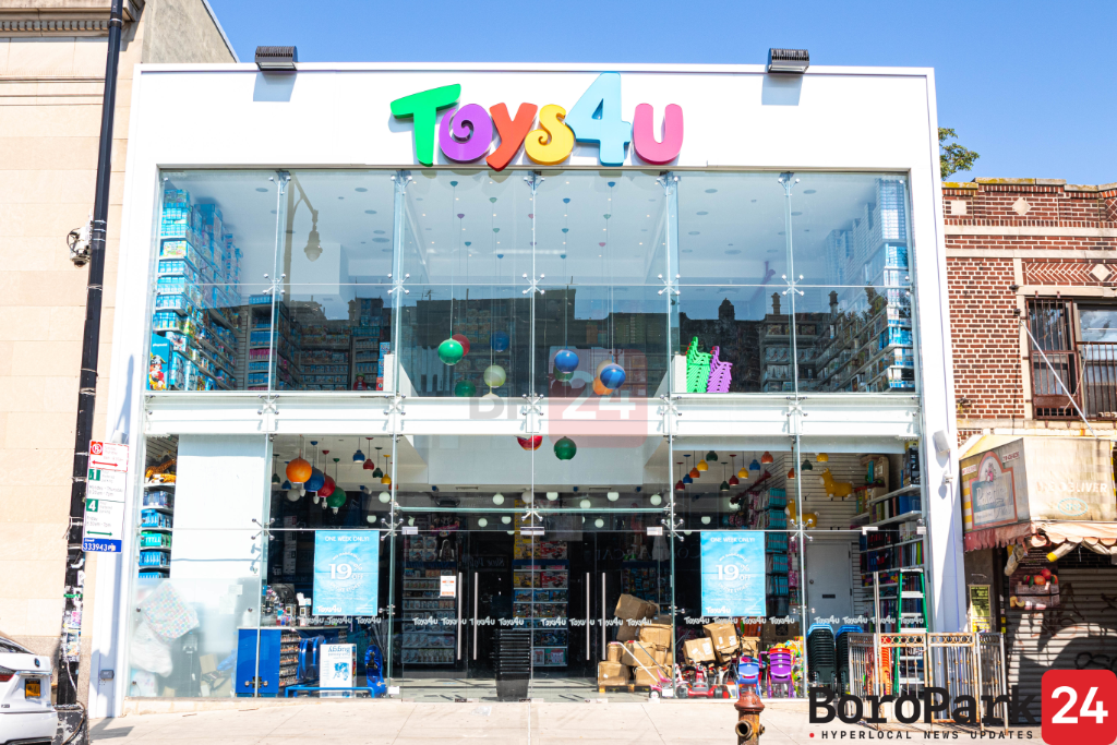 RCCS ‘Drive Thru’ Auction Today Outside ‘Toys 4 U’ Boro Park 24