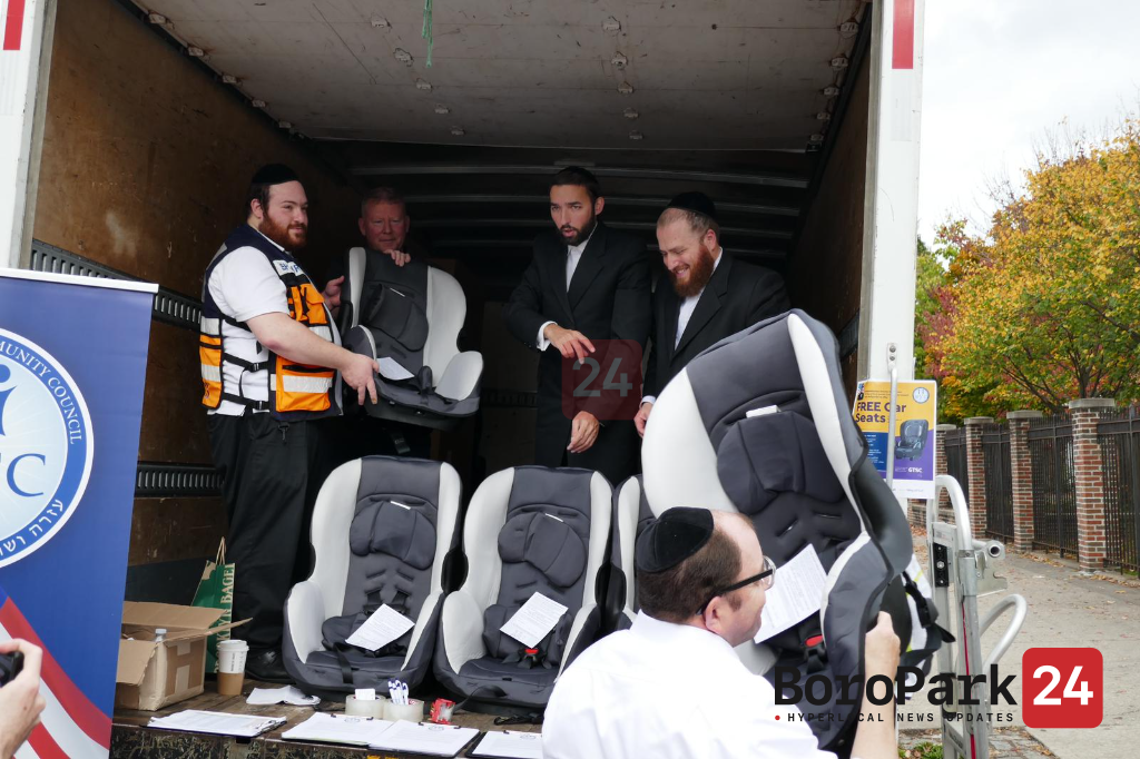 Assemblyman Simcha Eichenstein Partners With BPJCC to Distribute Free Car Seats in Boro Park